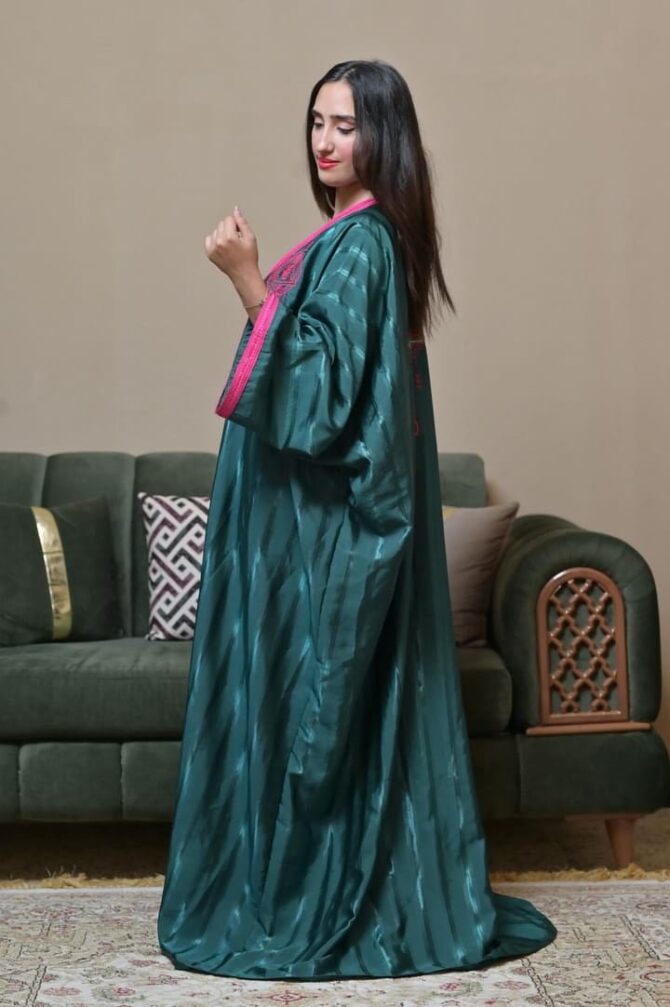 Abaya Pistachio - MISS CHIC COUTURE – Image 3