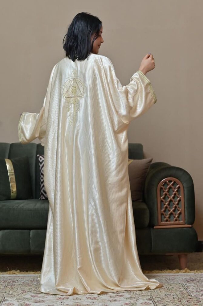 Abaya Beige Clair - MISS CHIC COUTURE – Image 2